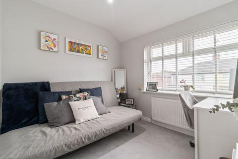 6 Beech Grove, Latchford, Warrington, WA4 1EG