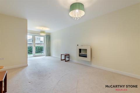 2 bedroom apartment for sale, Bath Gate Place, Tetbury Road, Cirencester, GL7 1ZJ