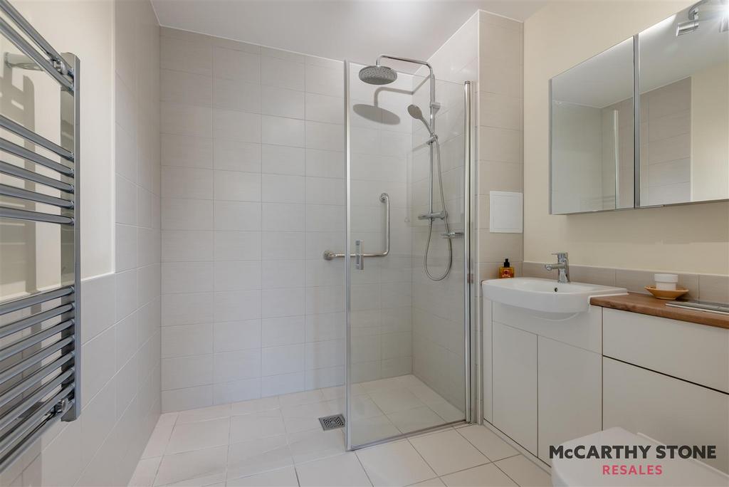 8622559-interior14.JPG