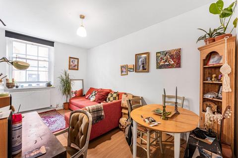 1 bedroom flat for sale, Camberwell Green, London SE5