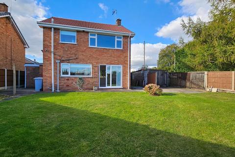 3 bedroom detached house for sale, Hardwick Drive, Ollerton, NG22