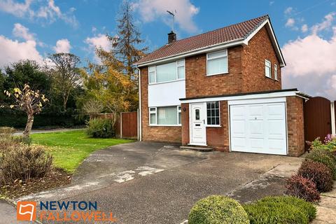 3 bedroom detached house for sale, Hardwick Drive, Ollerton, NG22