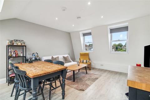 2 bedroom apartment for sale, Northcote Road, London, SW11