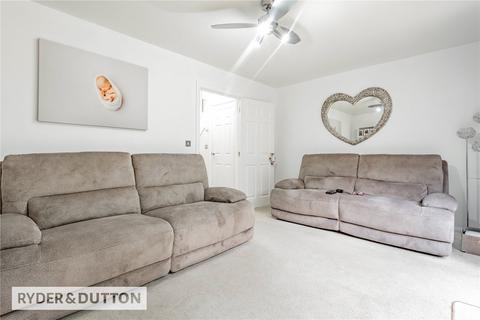 16 Walter Mills Way, Oldham, OL4 3FU