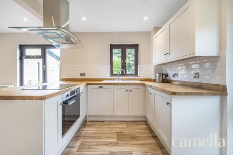 15 Farleigh Rise, Monkton Farleigh, Bradford-on-avon, BA15 2QP