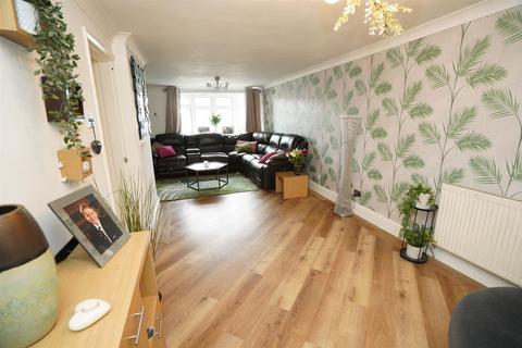 5 bedroom semi-detached house for sale, Malvern Close, Horwich, Bolton