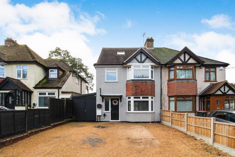 4 bedroom semi-detached house for sale, Barnfield Road, Crawley, West Sussex. RH10 8DP