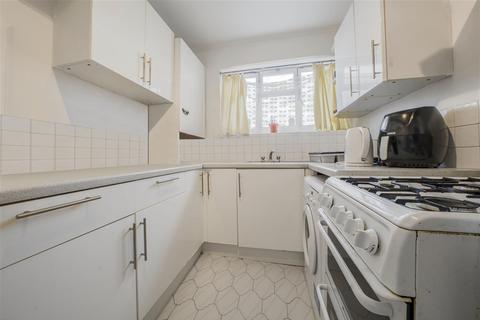 1 bedroom apartment for sale, Reed House, Toland Square, Putney