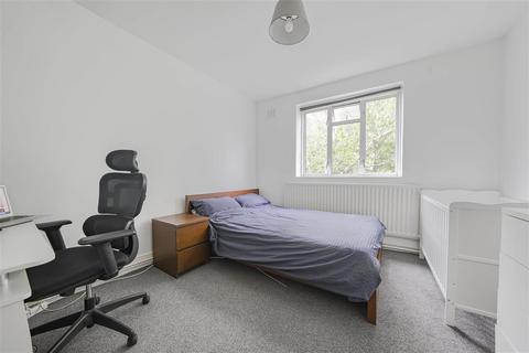 1 bedroom apartment for sale, Reed House, Toland Square, Putney