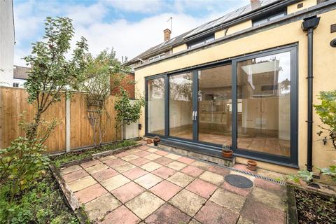 4 bedroom terraced house for sale, London SW8