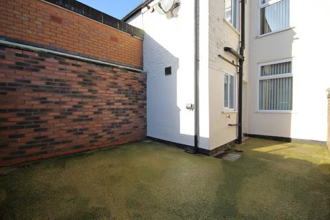 2 bedroom terraced house to rent, Windermere Street, Widnes, WA8