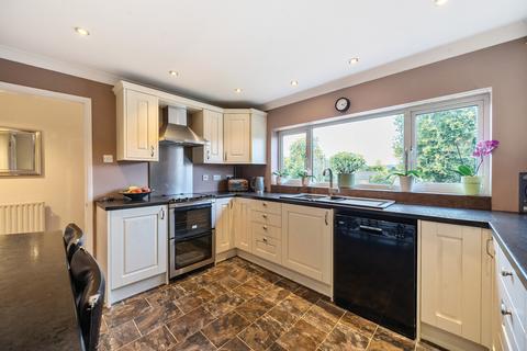 3 bedroom end of terrace house for sale, Vicarage Road, Alton, Hampshire, GU34