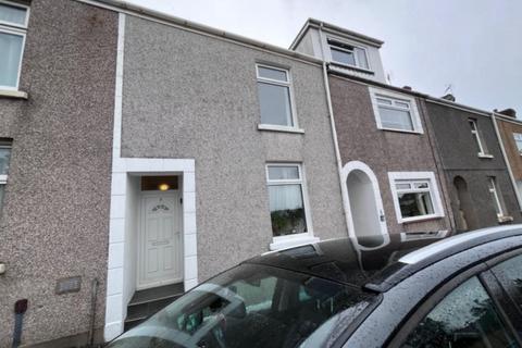 2 bedroom terraced house to rent, 7 Chesshyre Street Brynmill Swansea