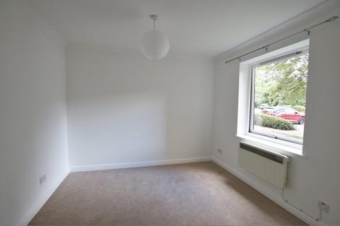 1 bedroom flat to rent, Finchampstead Road, Wokingham, RG40