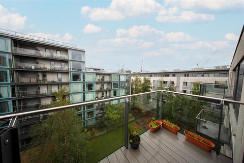 1 bedroom apartment for sale, High Point Village, Station Approach, Hayes UB3