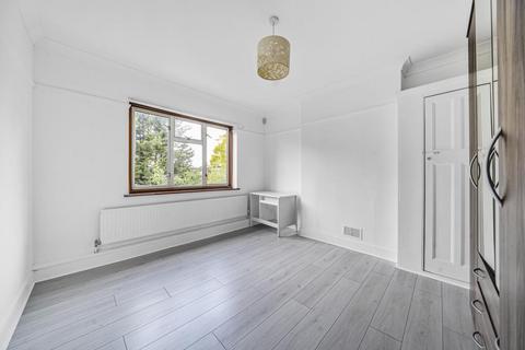 5 bedroom semi-detached house to rent, Nether Street,  West Finchley,  N3