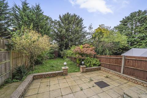 5 bedroom semi-detached house to rent, Nether Street,  West Finchley,  N3