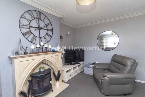 3 bedroom semi-detached house for sale, Kendal Avenue, Thornton Cleveleys FY5