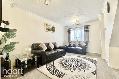 2 bedroom terraced house for sale, Addington Way, Luton