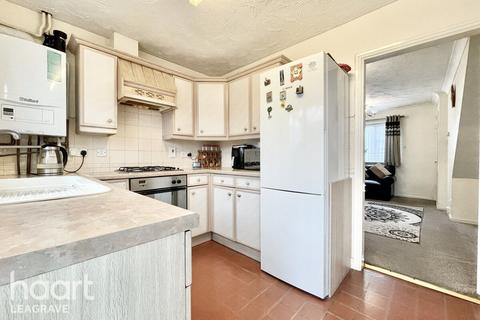 35 Addington Way, Luton, LU4 9FP
