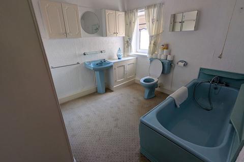 3 Bryncwar Road, Penygroes, Llanelli, SA14 7PG