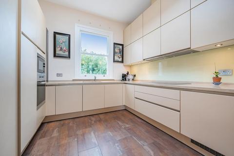 3 bedroom flat for sale, Harwood Road, Fulham