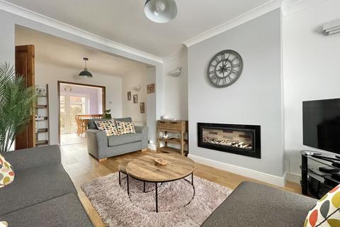 71 Cowick Hill, Exeter, EX2 9NQ