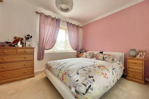 71 Cowick Hill, Exeter, EX2 9NQ