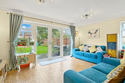 3 bedroom semi-detached house for sale, Priory Avenue, Cambridge CB24