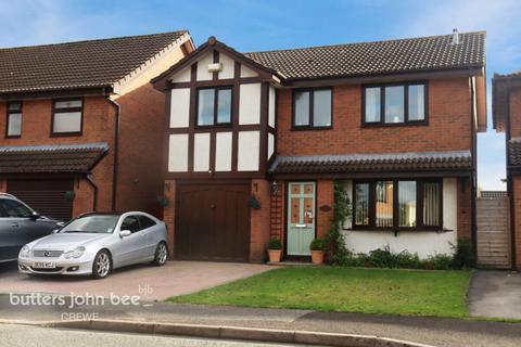 4 bedroom detached house for sale, Farmleigh Drive, Crewe