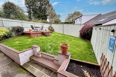 4 bedroom semi-detached house for sale, Horncliffe Gardens, Swalwell, Newcastle upon Tyne, Tyne and Wear, NE16 3EN