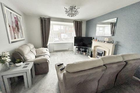 4 bedroom semi-detached house for sale, Horncliffe Gardens, Swalwell, Newcastle upon Tyne, Tyne and Wear, NE16 3EN