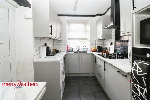 2 bedroom terraced house for sale, Thorpe Street, Thorpe Hesley, Rotherham