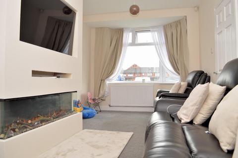 2 bedroom house to rent, Argyll Road, Chadderton, Oldham