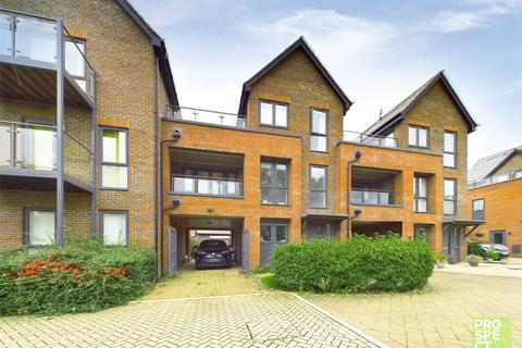 3 bedroom townhouse for sale, Lime Grove, Arborfield Green, Reading, Berkshire, RG2