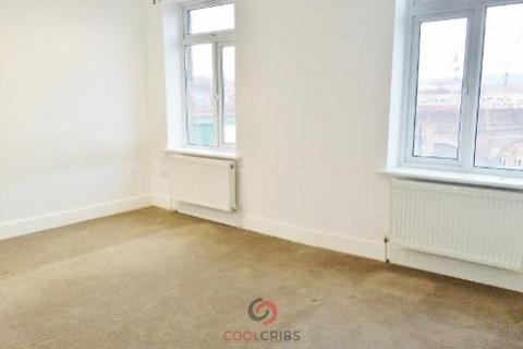 3 bedroom flat to rent, Linburn House NW6