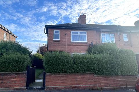 3 bedroom semi-detached house to rent, Collinson Road, Stoke-on-Trent ST6