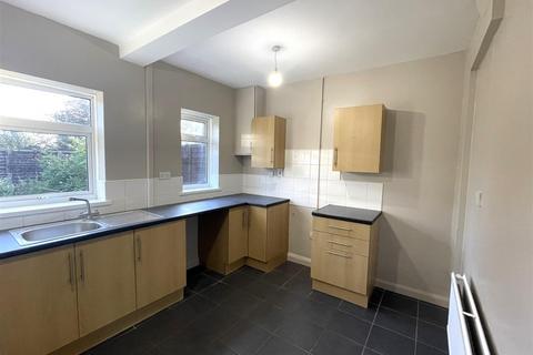 3 bedroom semi-detached house to rent, Collinson Road, Stoke-on-Trent ST6