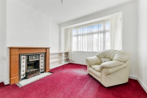 40 Ardrossan Gardens, Worcester Park, KT4 7AU