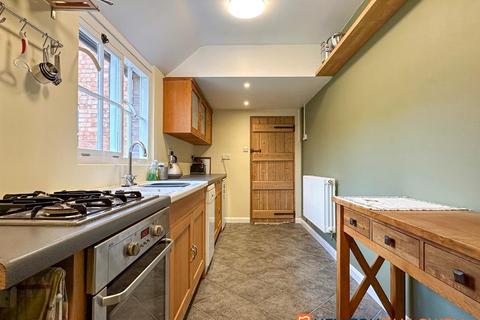 3 bedroom semi-detached house for sale, High Street, 1 LN6