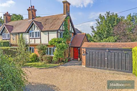 4 bedroom semi-detached house for sale, Church Lane, Romford RM4