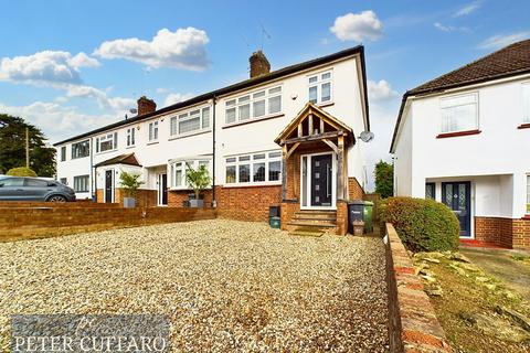 3 bedroom end of terrace house for sale, Lord Street, Hoddesdon EN11