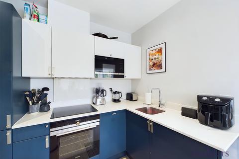 1 bedroom apartment for sale, Nexus, Gogmore Lane, Chertsey, Surrey, KT16