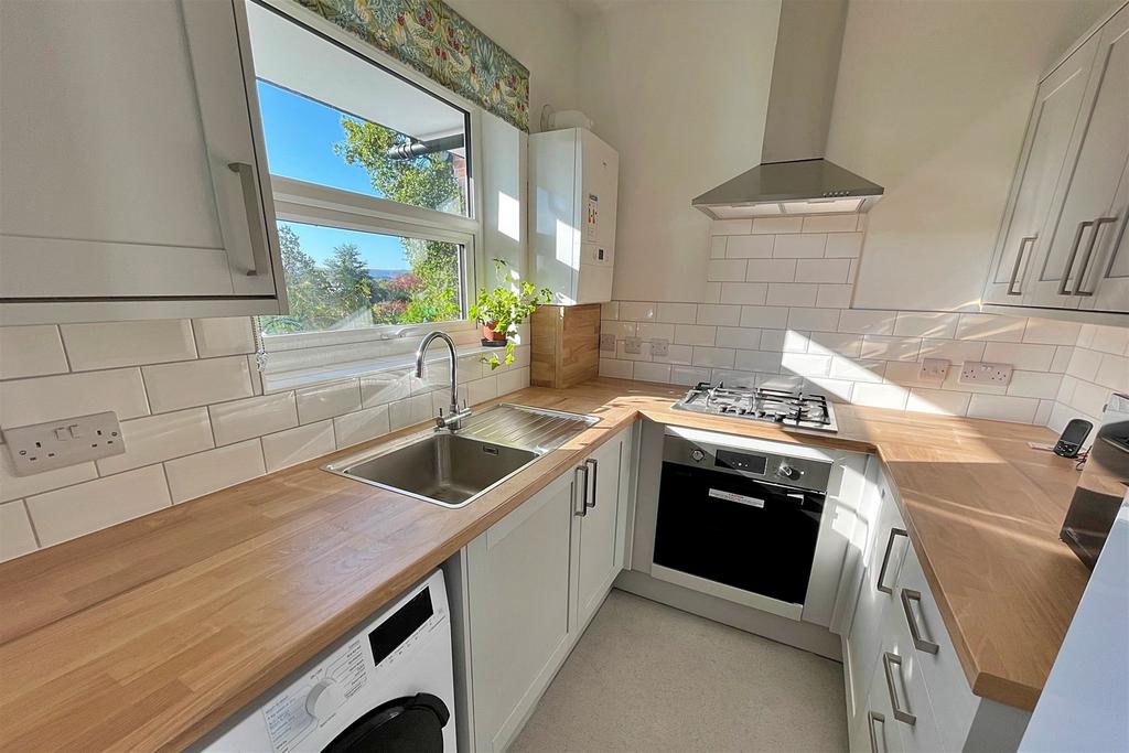 Wareham Studio to rent £800 pcm (£185 pw)