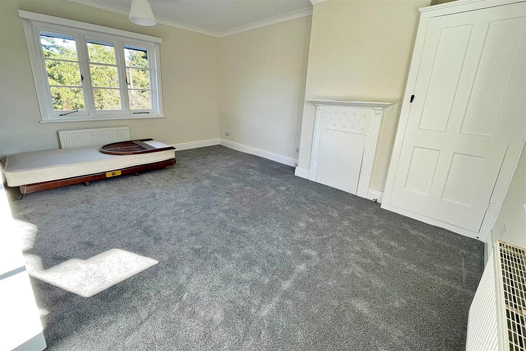 Wareham Studio to rent £800 pcm (£185 pw)