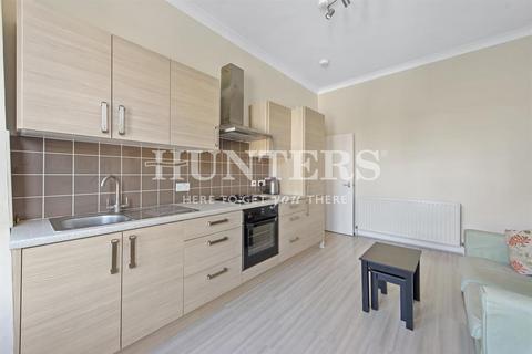 2 bedroom flat to rent, Kingsgate Road, London, NW6