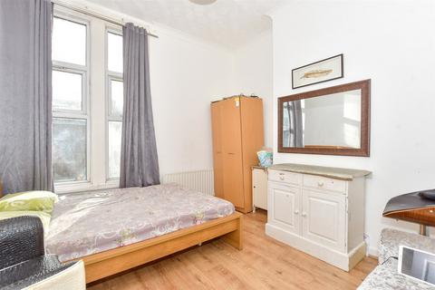 2 bedroom end of terrace house for sale, Twyford Avenue, Portsmouth, Hampshire