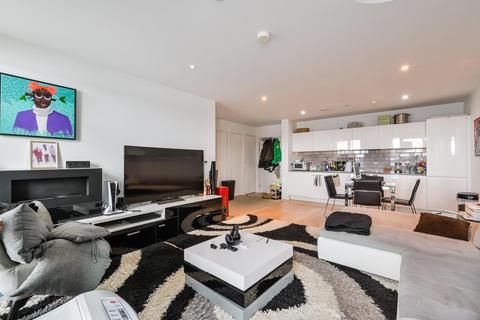 2 bedroom apartment for sale, Laker House, Royal Wharf, E16