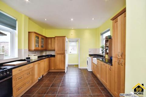 4 bedroom semi-detached house for sale, Lake Road West, Cardiff, United Kingdom, CF23