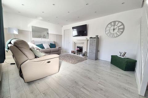 11 Lanark Drive, Jarrow, NE32 4JH